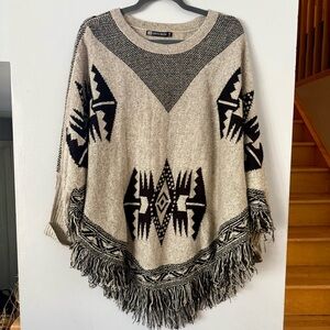 EUC IB Diffusion Vintage 80’s-90’s Rare Beige and Black Tribal Design Poncho